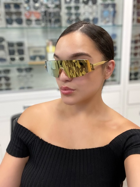 Fendi Roma Rectangular Sunglasses